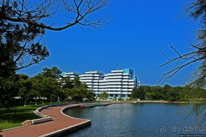 Предмет гордости КНДР — детский лагерь со своим океанариумом Азия → КНДР → Вонсан