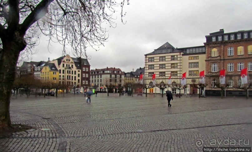 Центральные площади Дюссельдорфа - Бургплатц и Марктплатц