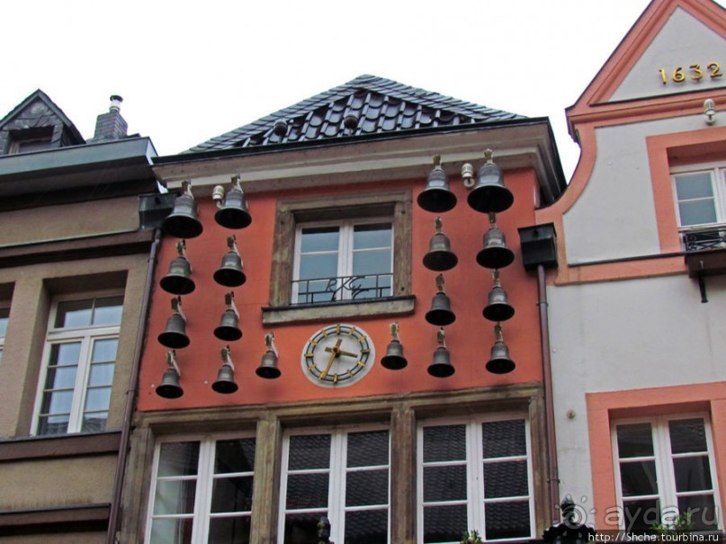 Центральные площади Дюссельдорфа - Бургплатц и Марктплатц