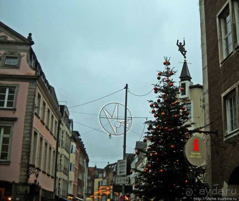 Центральные площади Дюссельдорфа - Бургплатц и Марктплатц