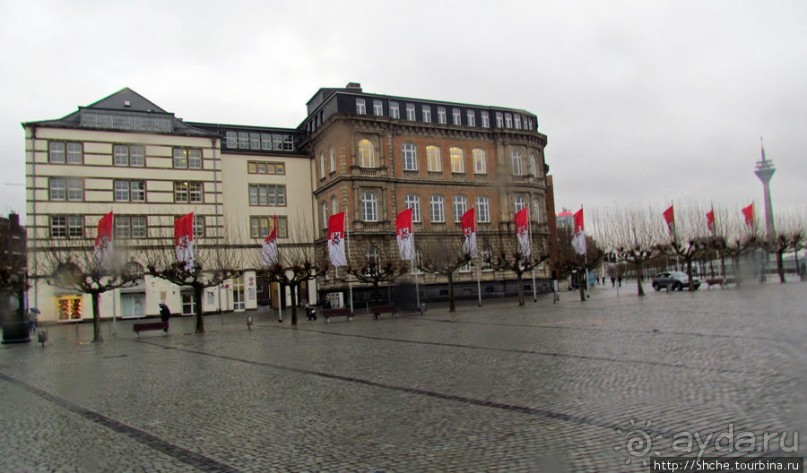 Центральные площади Дюссельдорфа - Бургплатц и Марктплатц