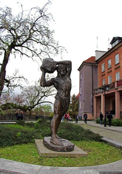 Stare Miasto Варшавы — памятник ЮНЕСКО № 30