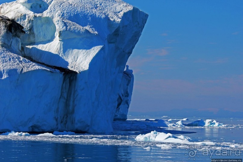 А-а, в Арктике айсберги такой вышины (а-а и такой ширины:))