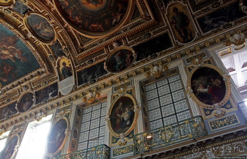 Королевская часовня в Фонтенбло — предвестник стиля барокко