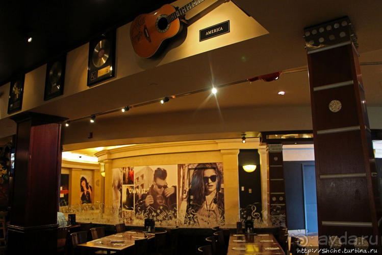 Культовое кафе в Ниагара-Фоллс в Канаде