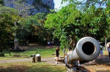 И здесь пришел конец — "Последний Японский Коммандный Пункт"