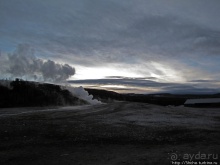 Гейзер "Old faithful" во всей красе в любое время суток