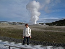 Гейзер "Old faithful" во всей красе в любое время суток
