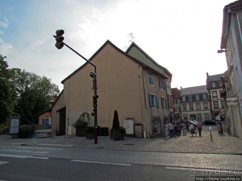 Монбельяр, Монбельяр - городок не велик и не мал...