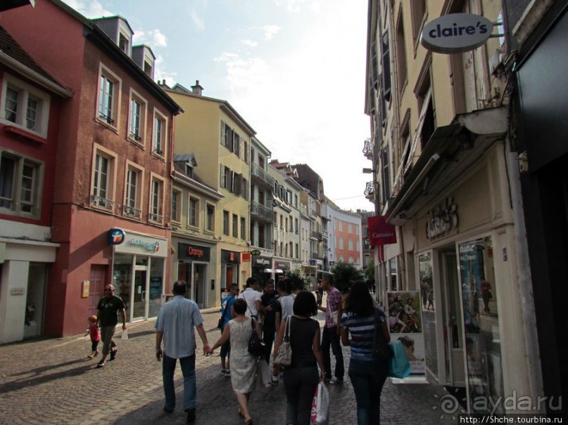 Монбельяр, Монбельяр - городок не велик и не мал...