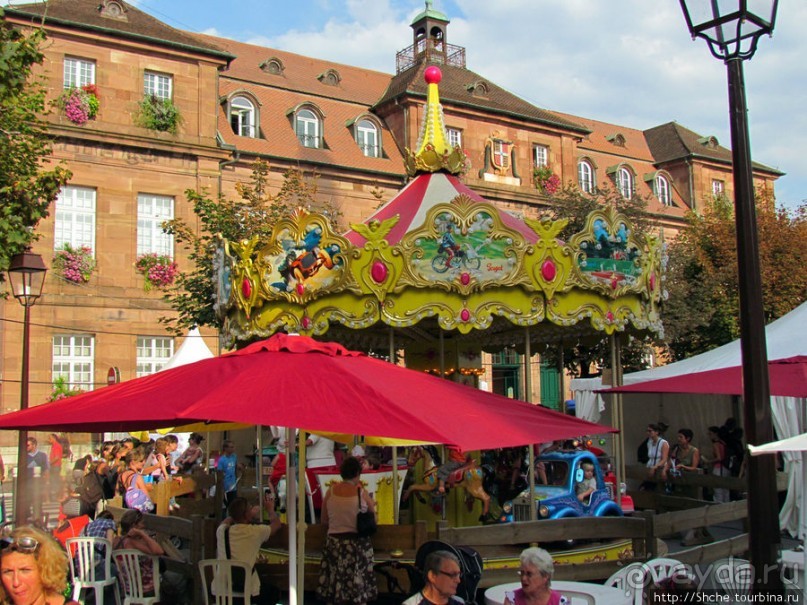 Монбельяр, Монбельяр - городок не велик и не мал...