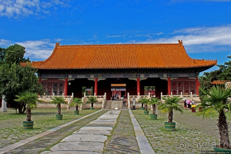 Гробница третьего императора династии Мин (ЮНЕСКО 1004-004)