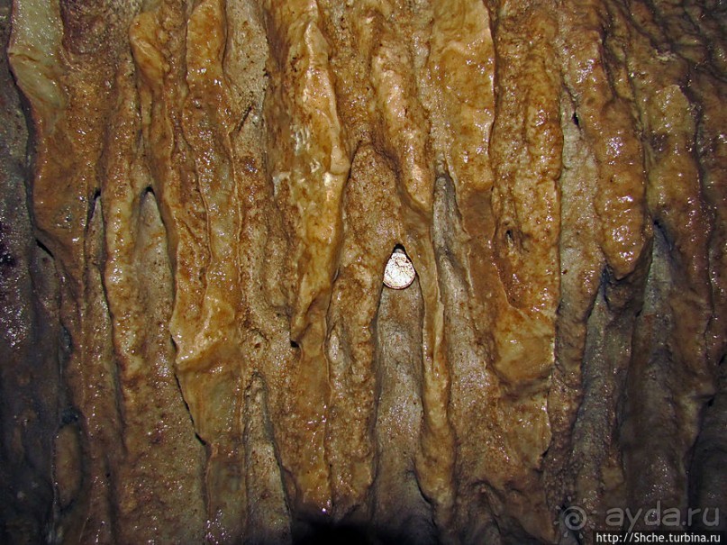 Внутри пещеры "Бачо Киро"