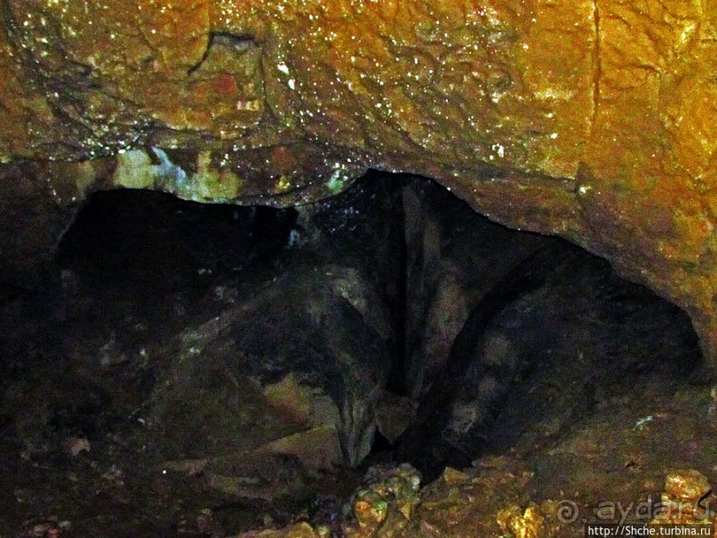 Внутри пещеры "Бачо Киро"