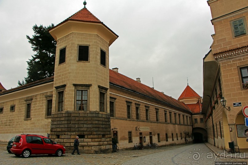 Тельч и площадь, претендующая на звание красивейшей в Чехии