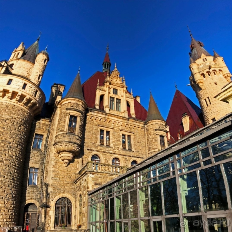 Мошненский замок — однозначно один из красивейших в Польше