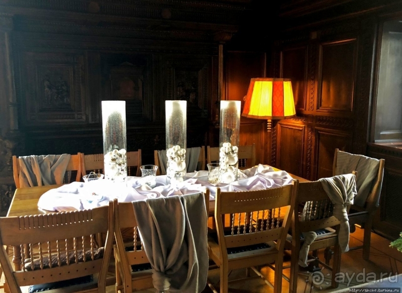 Мошненский замок — однозначно один из красивейших в Польше