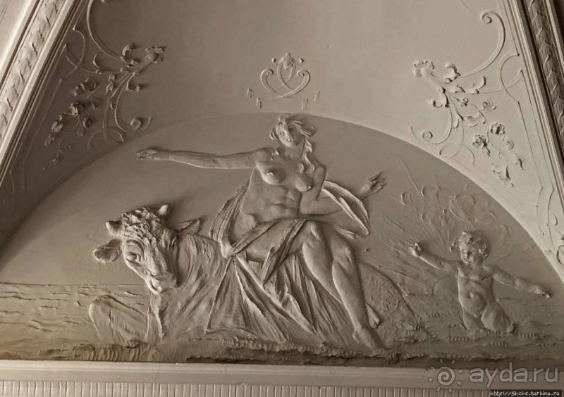 Мошненский замок — однозначно один из красивейших в Польше