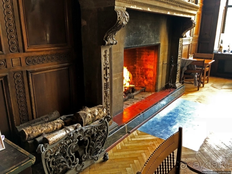 Мошненский замок — однозначно один из красивейших в Польше