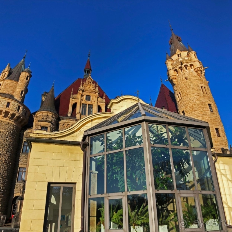 Мошненский замок — однозначно один из красивейших в Польше