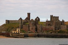 Замок викингов на острове святого Патрика (Остров Мэн - Британская корона)