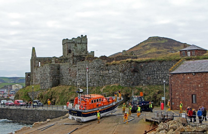 Замок викингов на острове святого Патрика (Остров Мэн - Британская корона)