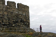 Замок викингов на острове святого Патрика (Остров Мэн - Британская корона)