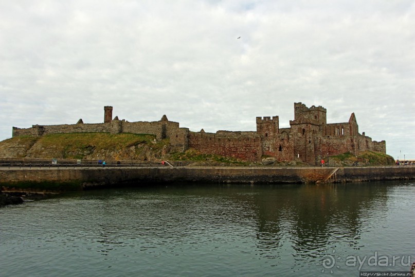 Замок викингов на острове святого Патрика (Остров Мэн - Британская корона)