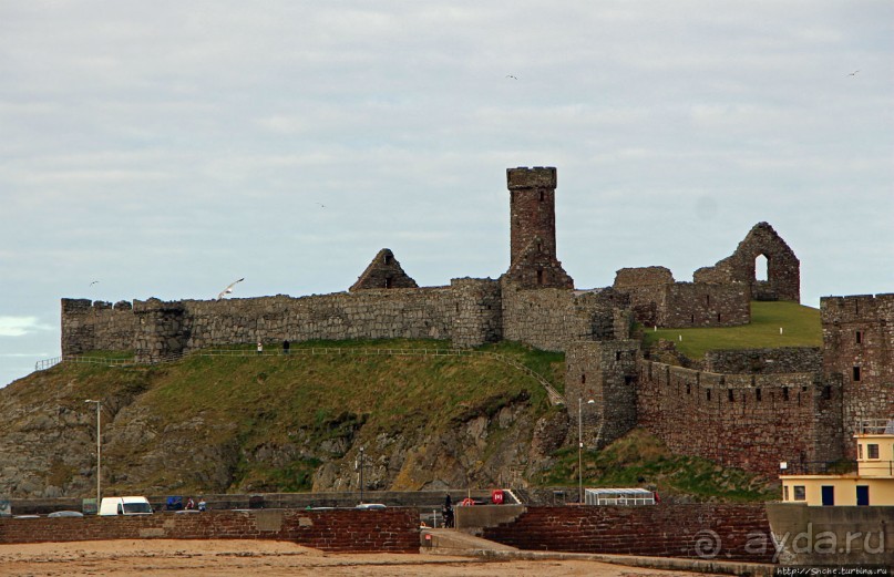 Замок викингов на острове святого Патрика (Остров Мэн - Британская корона)
