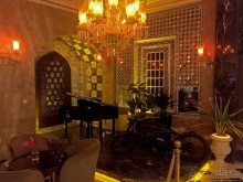 Первое знакомство с Персией в вестибюле тегеранского отеля