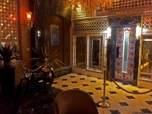 Первое знакомство с Персией в вестибюле тегеранского отеля