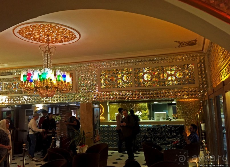 Первое знакомство с Персией в вестибюле тегеранского отеля