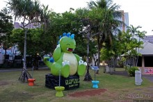 По главной улице к "Хард Року"...