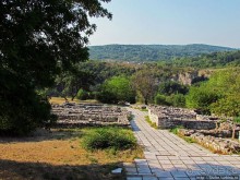 Ловечская средневековая крепость на холме Хисаря