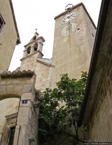 Омиш — приятный городок в устье реки Цетина