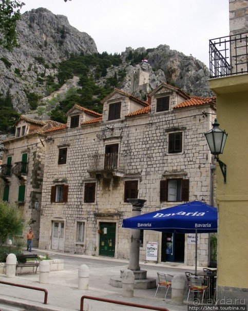 Омиш — приятный городок в устье реки Цетина