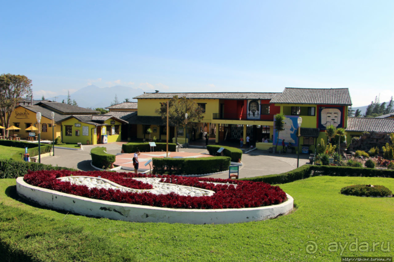 "Середина Мира", или памятник экватору