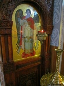 Красивый храм с отличной панорамой Крыма