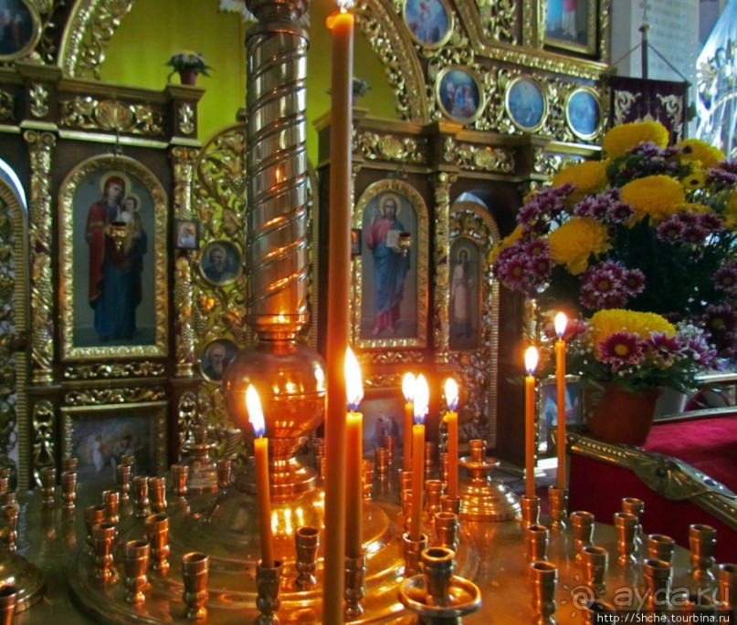 Красивый храм с отличной панорамой Крыма