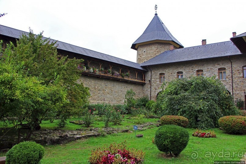 Монастыри румынской Молдовы. Сучевица (ЮНЕСКО 598-008)