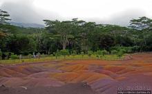 Семь цветов, но не радуга? Семицветная дюна на Маврикии