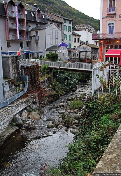 "Что за станция такая?"... Курорт во французских Пиринеях