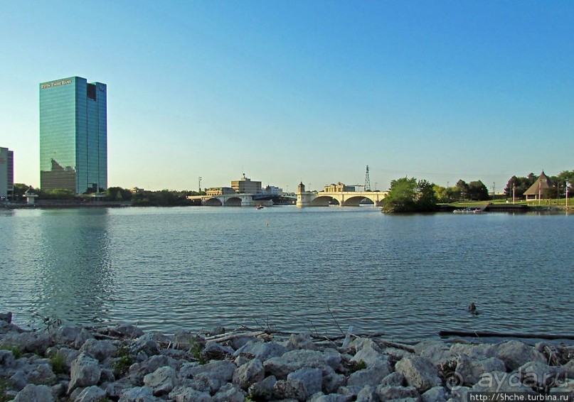 Толедо — промышленный и научный центр на озере Эри