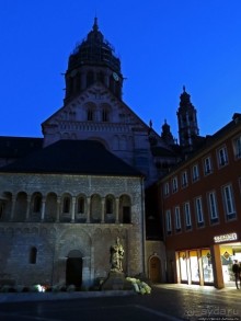 Вечерний Майнц-айнц-айнц