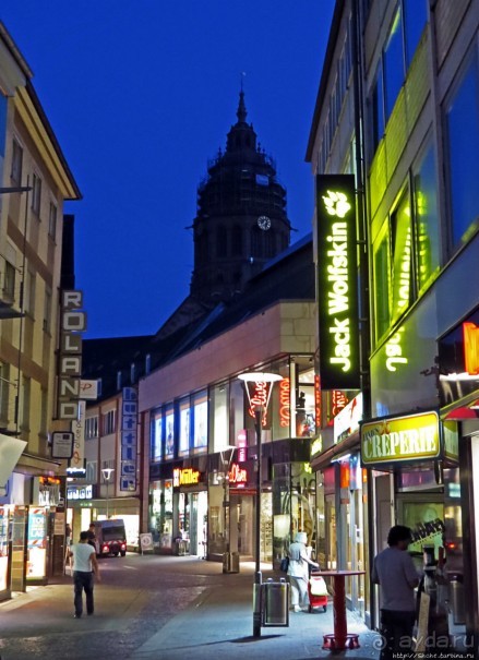 Вечерний Майнц-айнц-айнц