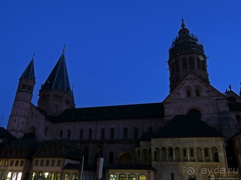 Вечерний Майнц-айнц-айнц