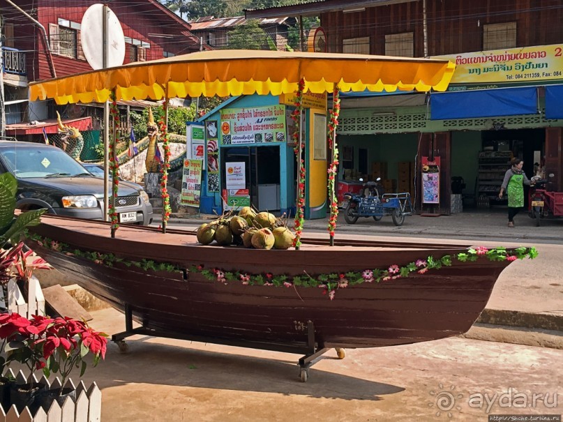 Хуэйсай — городок маленьких отелей, кафешек и прачечных