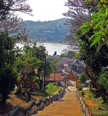 Хуэйсай — городок маленьких отелей, кафешек и прачечных