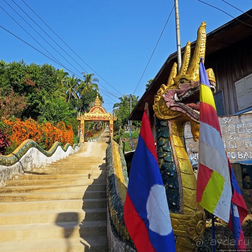 Хуэйсай — городок маленьких отелей, кафешек и прачечных