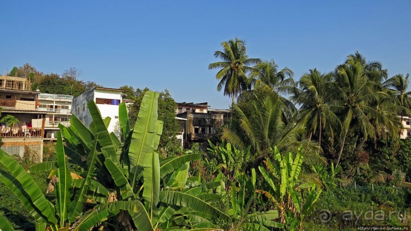 Хуэйсай — городок маленьких отелей, кафешек и прачечных